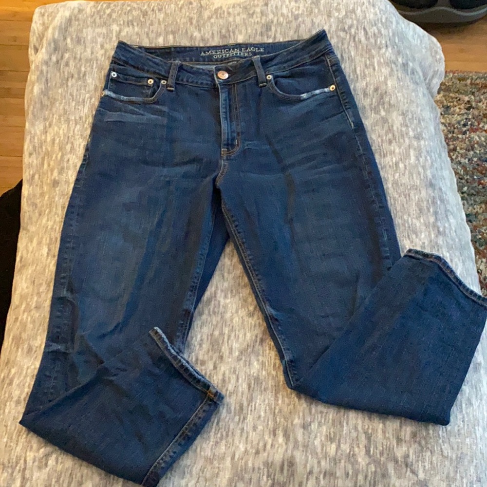 American Eagle mom jeans
